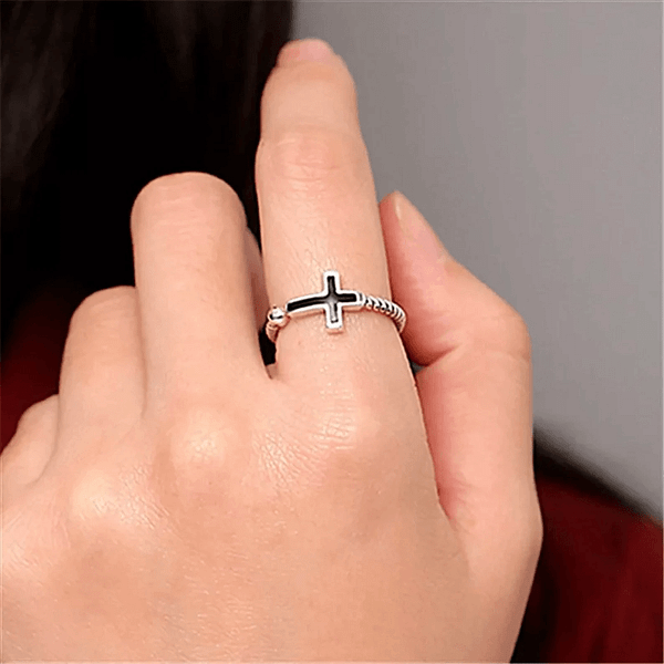 Christelijke verstelbare ring met kruis